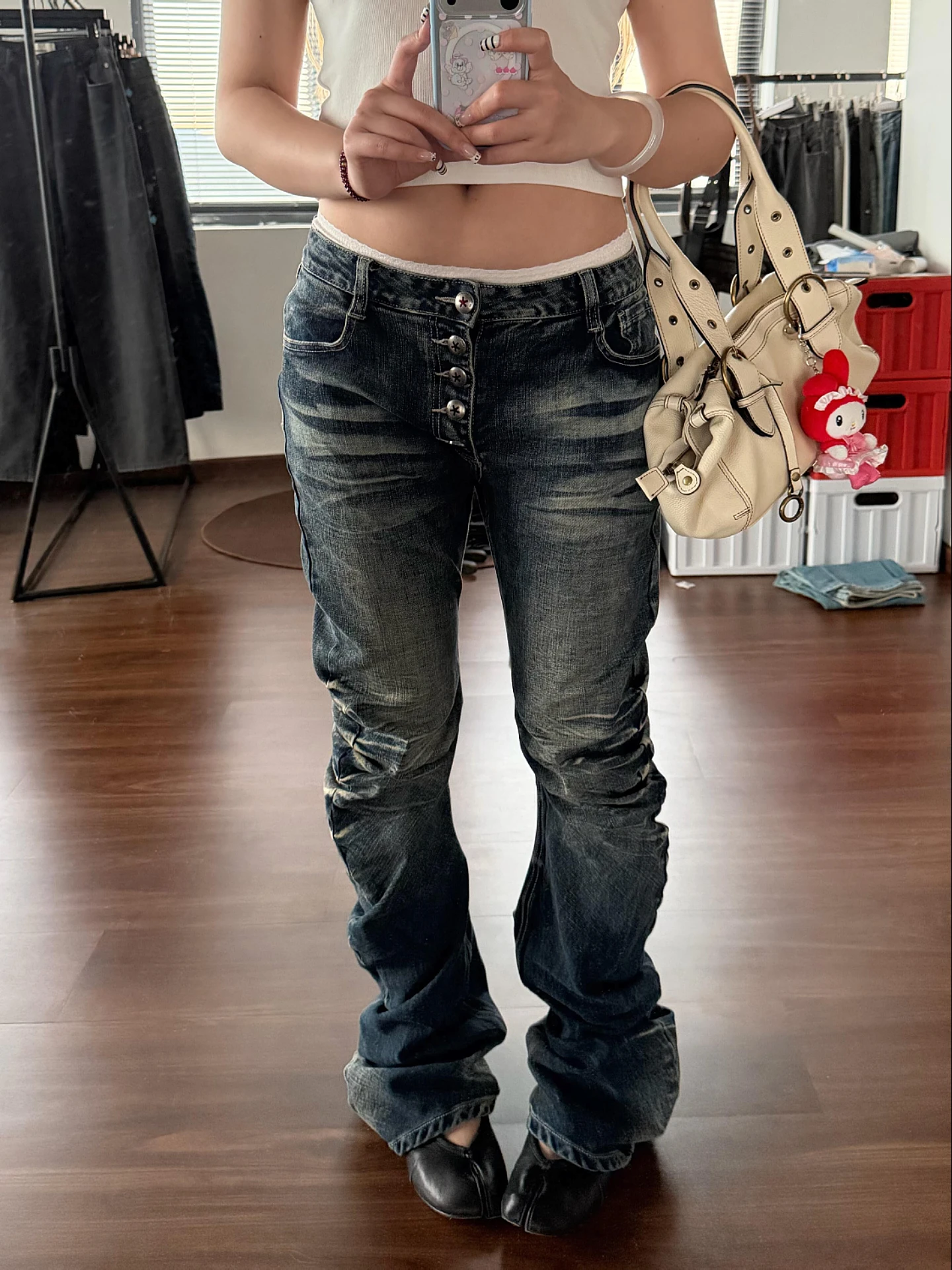 

High Waist Straight Leg Jeans Women's Retro Washed Folds Knife Skinny Long Pants Casual High Waist Zipper Closure Denim