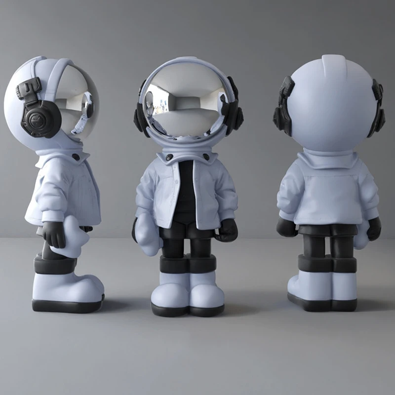 70cm Luxury Electroplated Astronaut Figurine Resin Space Man Statue Ornament Model Nordic Style Home Decor Large Size Sculpture