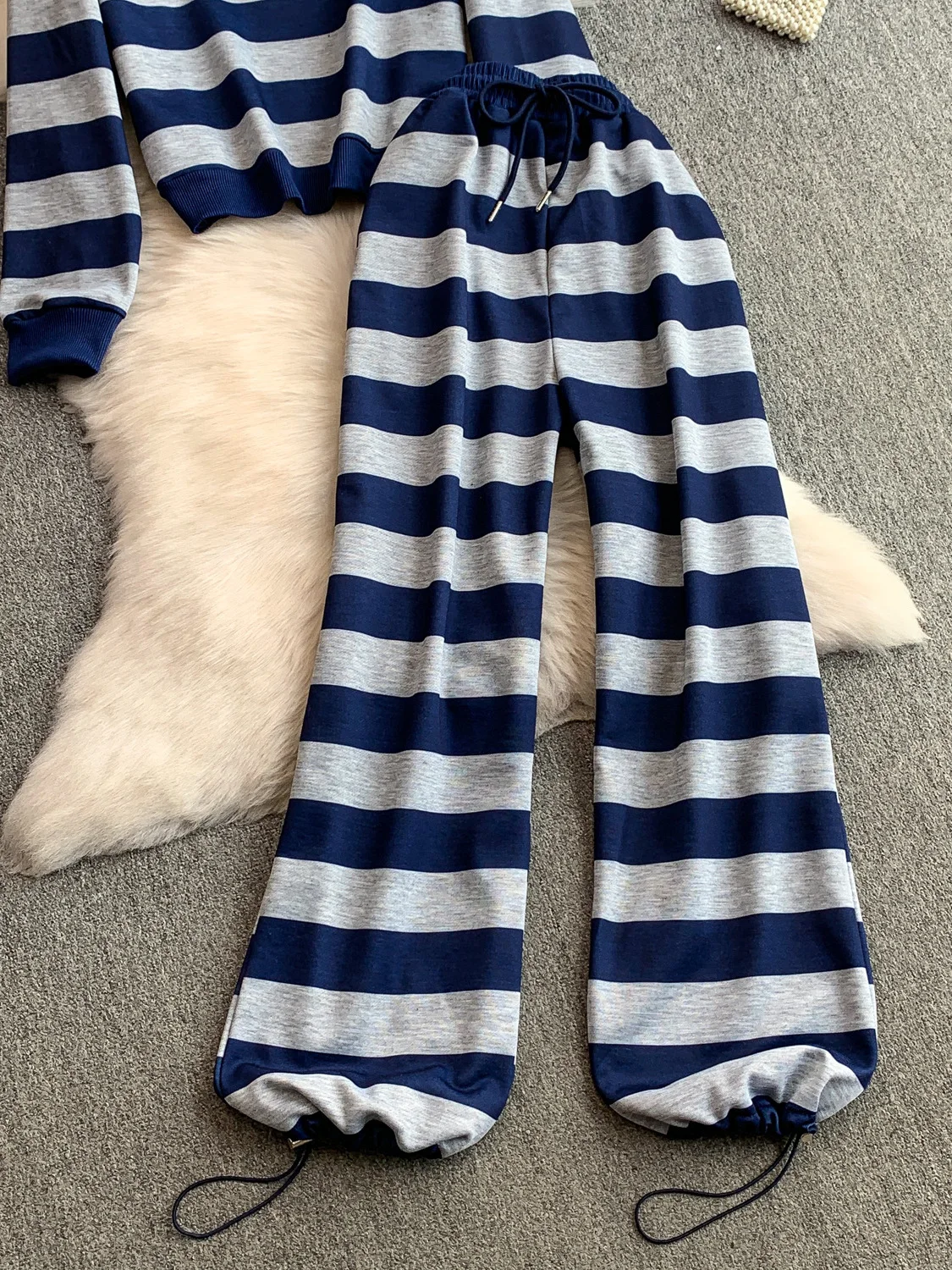 Casual listra padrão cintura alta calças de ajuste fino e longo sve redondo ne topo feminino faion conjunto de duas peças outono wear