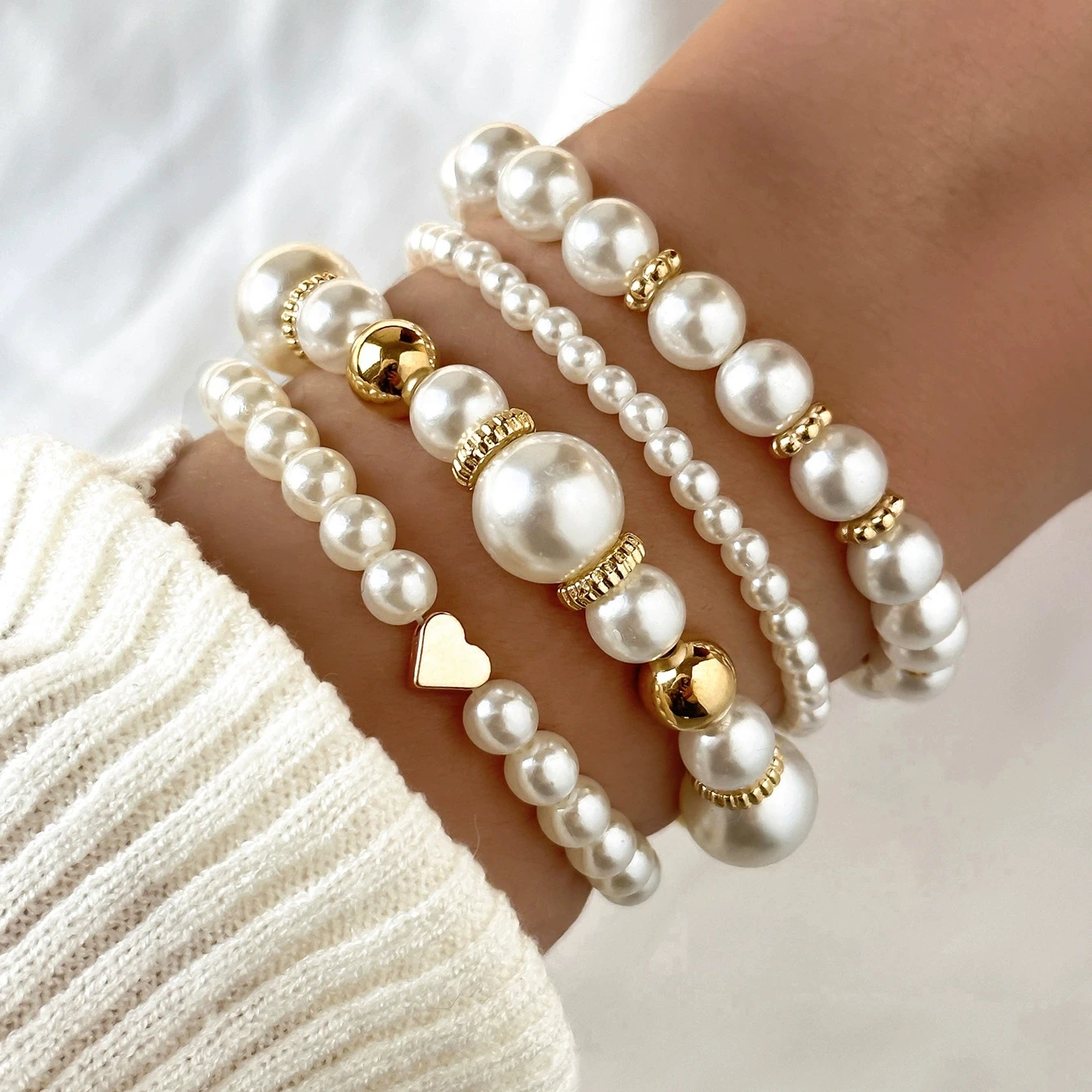 4Pcs Korean Pearl Beaded Bracelet Set For Women Heart Charm Artificial Pearls Chain Bangle Female Wedding Party Jewelry Gift