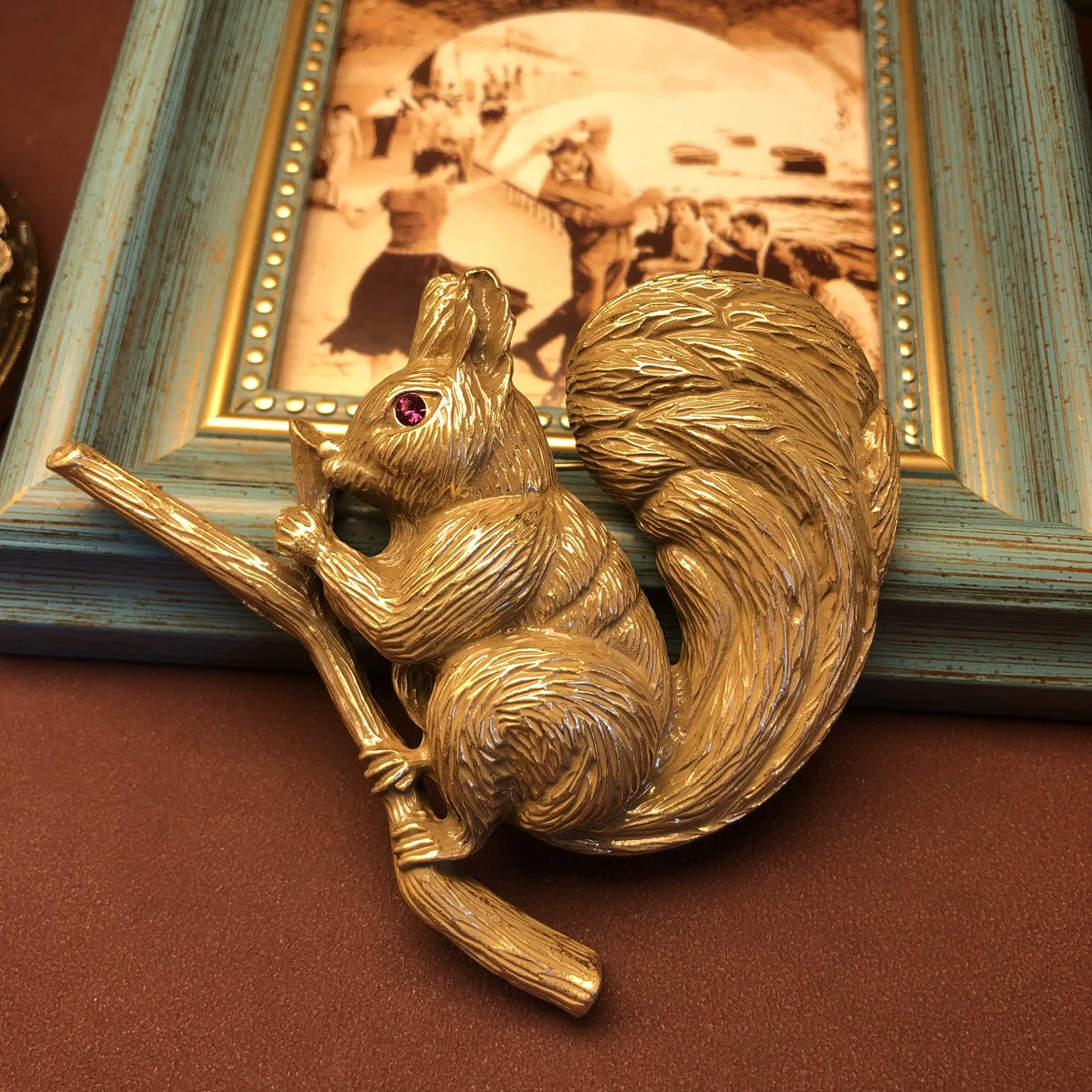 Retro squirrel animal brooch golden brooch  брошь цветок pin jewelry