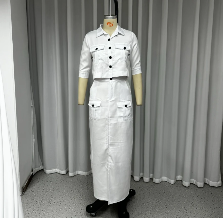 Women's Casual Short Sleeve Lapel Set - usage example