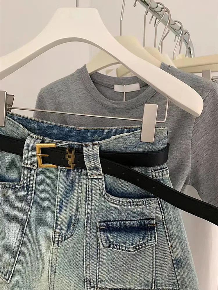 Estate 2025 Pantaloncini di jeans da donna larghi a vita alta di nuovo design multi-tasca A-Line Pantaloncini di moda comodi e casual