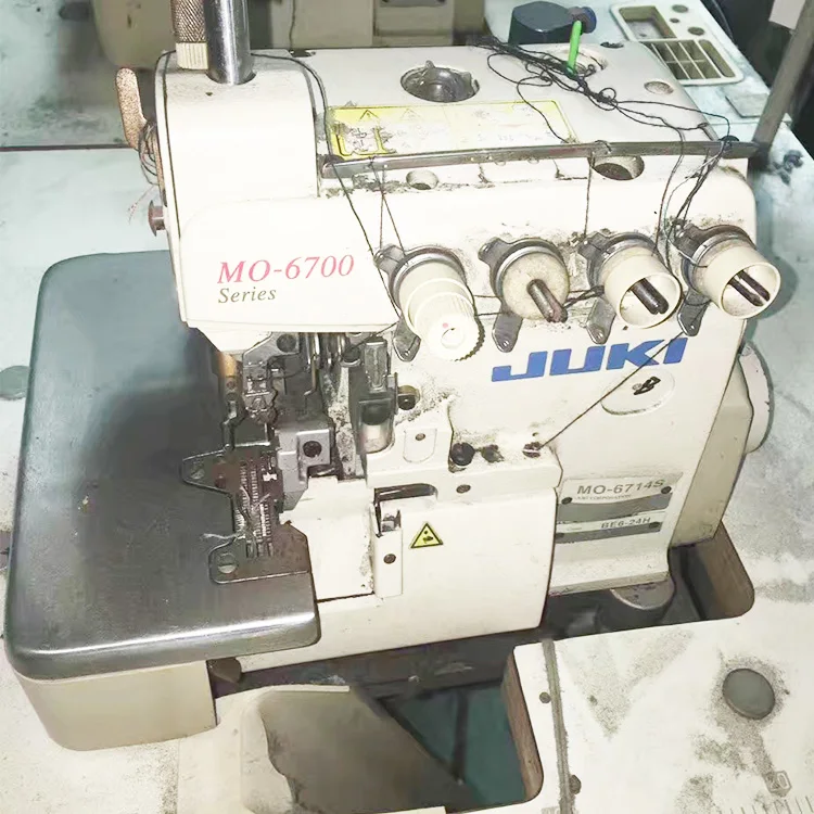 Used Original Industrial Overlock JUKIs 6716 Flat bed 5 thread sewing machine