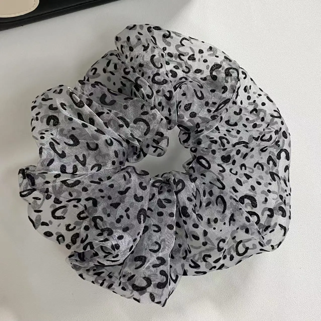 1pc 레오파드 프린트 Organza 헤어 스크런치 세트, 2 - 피스 세련된 헤어 타이, 여성을 위한 세련된 헤어 액세서리