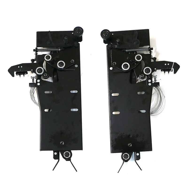 Elevator floor door locking device, interlocking device, accessories