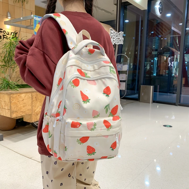 

Classic Fashion Versatile Women's Cute Strawberry Print Student Schoolbags Wide Shoulder Strap Reduce Load Protect Backpack