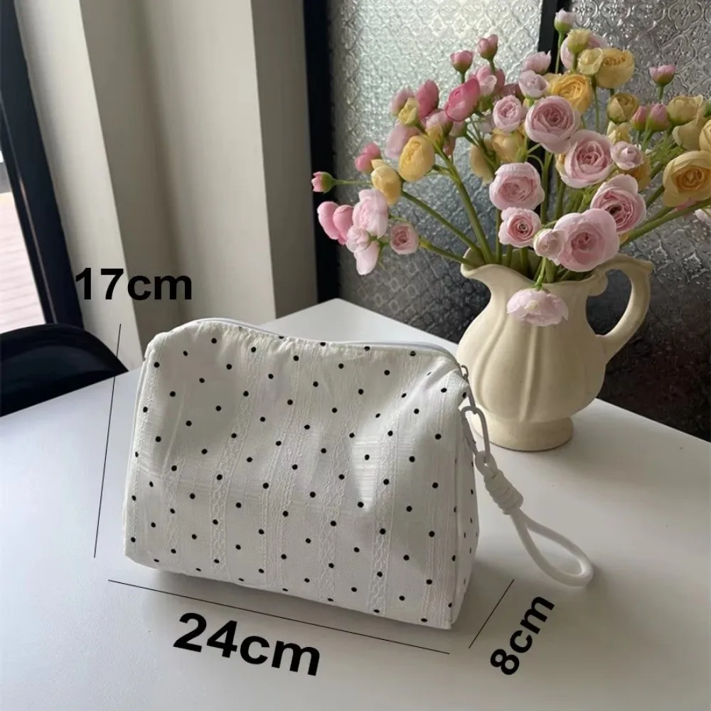 Portable Quilting Black Dot Makeup Bag Sweet Style Large Capacity Toiletry Bag Zipper Storage Pouch Cosmetic Organizer Pouch - view 5