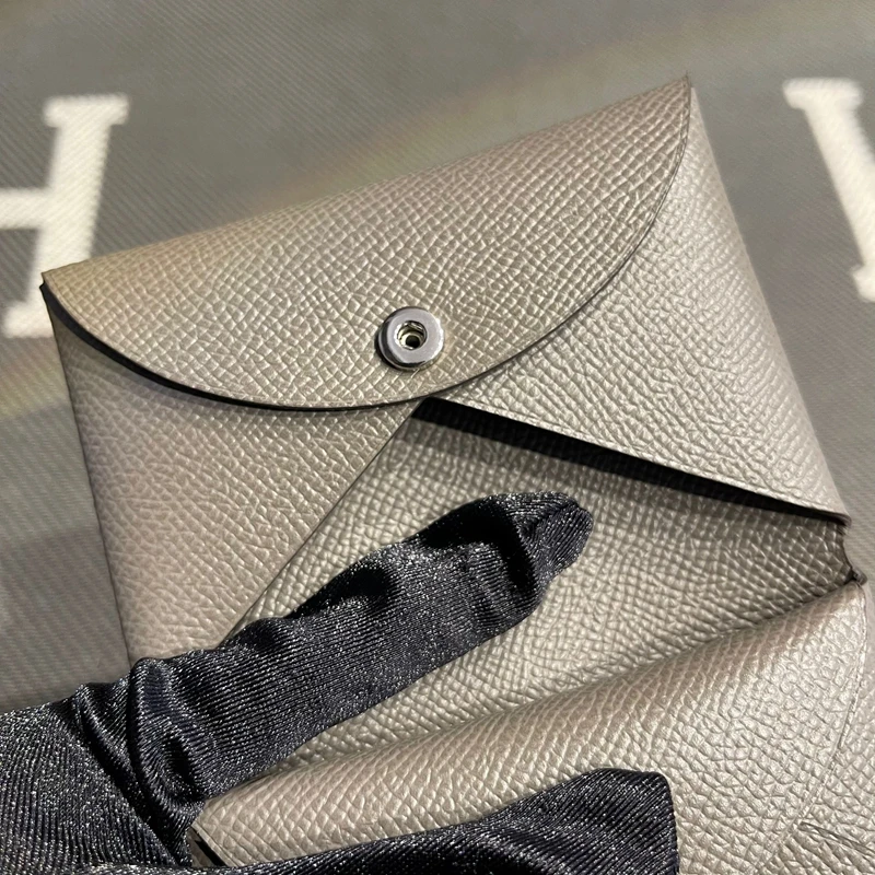 Leather Key Coin Document Bag Button Clasp Hardwearing Shoulder Bag for Men And Women Gray Tinware Short Wallet Leather