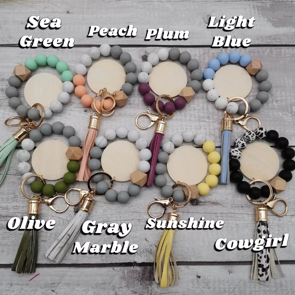 Рисунок 2 - Персонализированный силиконовый брелок из бисера