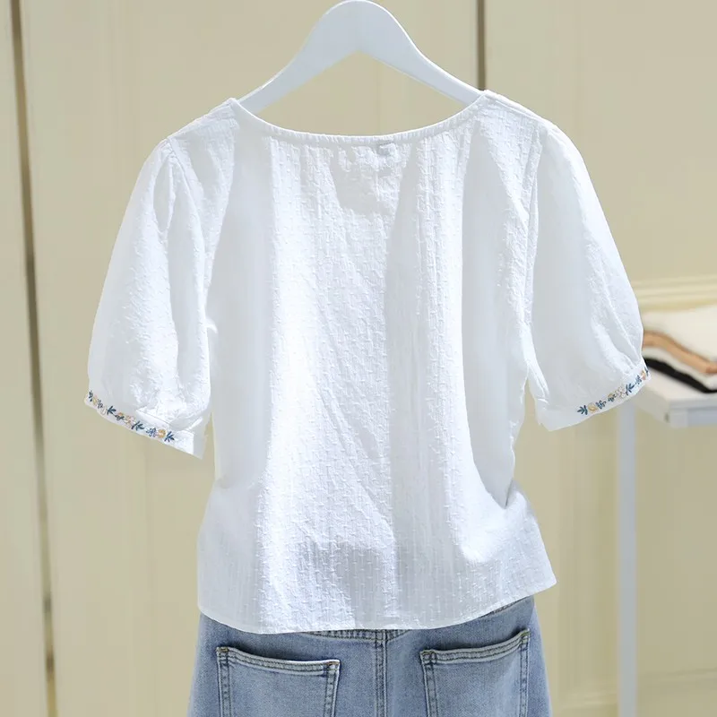 

Pure Cotton White Embroidered Casual ort Sve irt for Women Commute Sle round Ne Regular Length Spring Season