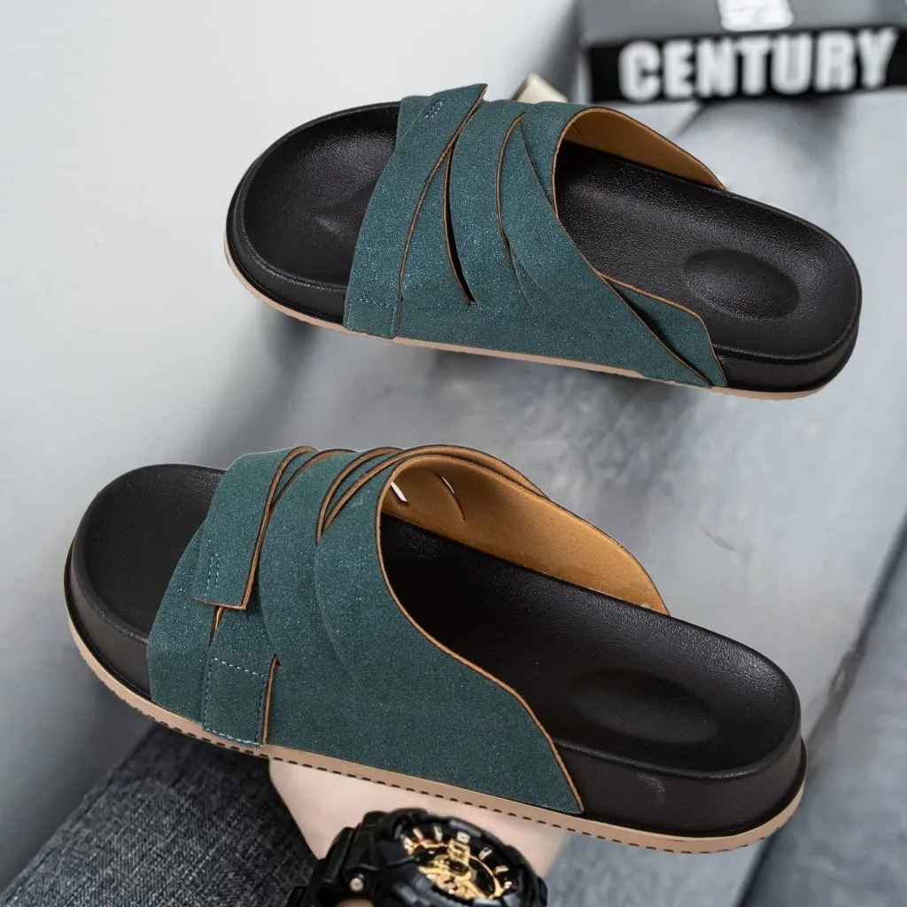 Men Luxury Mesh Slides Summer New Breathable Non Slip Casual Slippers Outdoor Beach Sandals Fashion Versatile Soft Sole Shoes