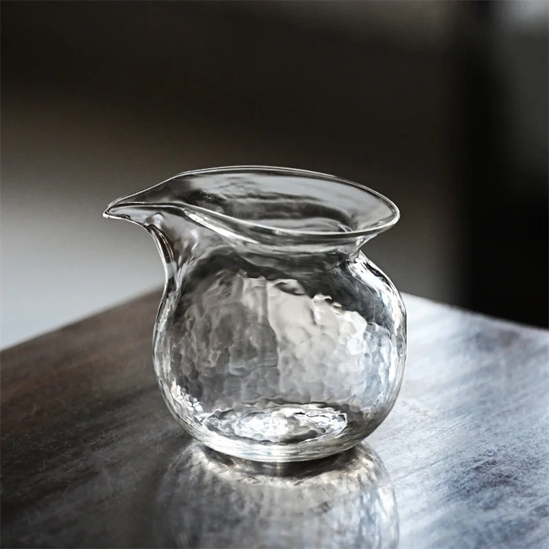 220ml Japanese Hammer Pattern Glass Fair Cup Chahai Tea Pitcher Heat resistant Coffee Kung Fu Tea Separator Tea Set Accessories