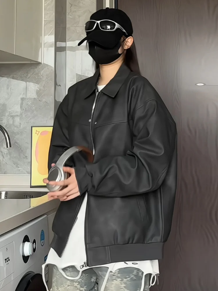 

Men's Autumn Winter PU Leather Jaet Windproof Dyed Outwear American Sle Motorcycle Clothes Loose Fit Decorative Button