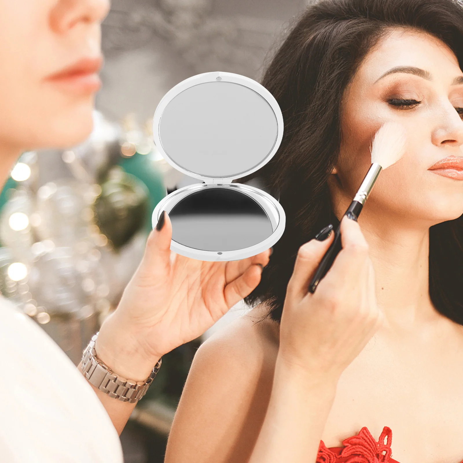 กระจกพกพาแบบพับได้ กระจกมือขนาดเล็กกะทัดรัดพร้อมแว่นขยายสำหรับผู้หญิง ใช้สำหรับการเดินทางกลางแจ้ง แต่งหน้า ดีไซน์พกพาสะดวก กระจกส่วนตัว