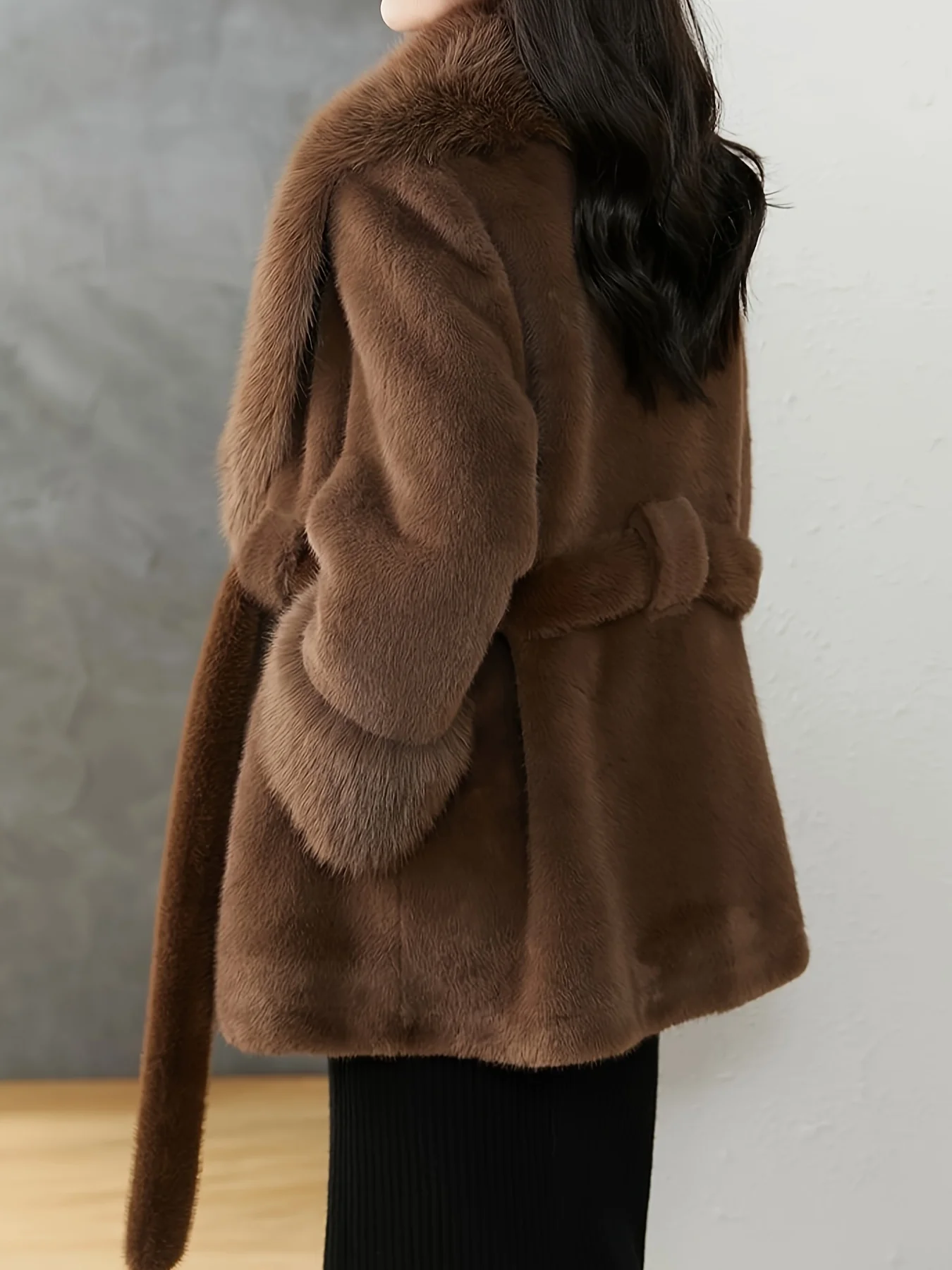 Elegant  Faux Fur-Lined Winter Coat for Women - Long Sleeve, Belted Waist, Open Front with Pockets, Perfect for Cold Weather