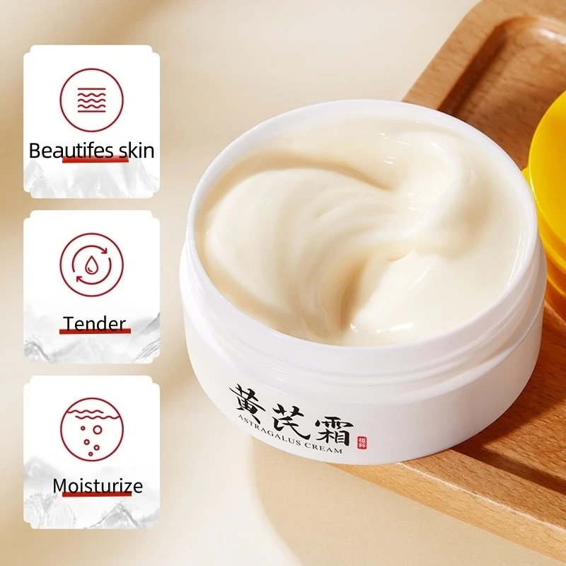 70g Astragalus Facial Cream, Rich in Multiple Astragalus Factors, Is Refreshing and Non-Greasy, Exudes a Herbal Fragrance, Is Lightweight and Easily Absorbed, Deeply Hydrates, Moisturizes, and Smoothes the Skin, Giving It a Youthful, Supple, and Radiant Appearance.