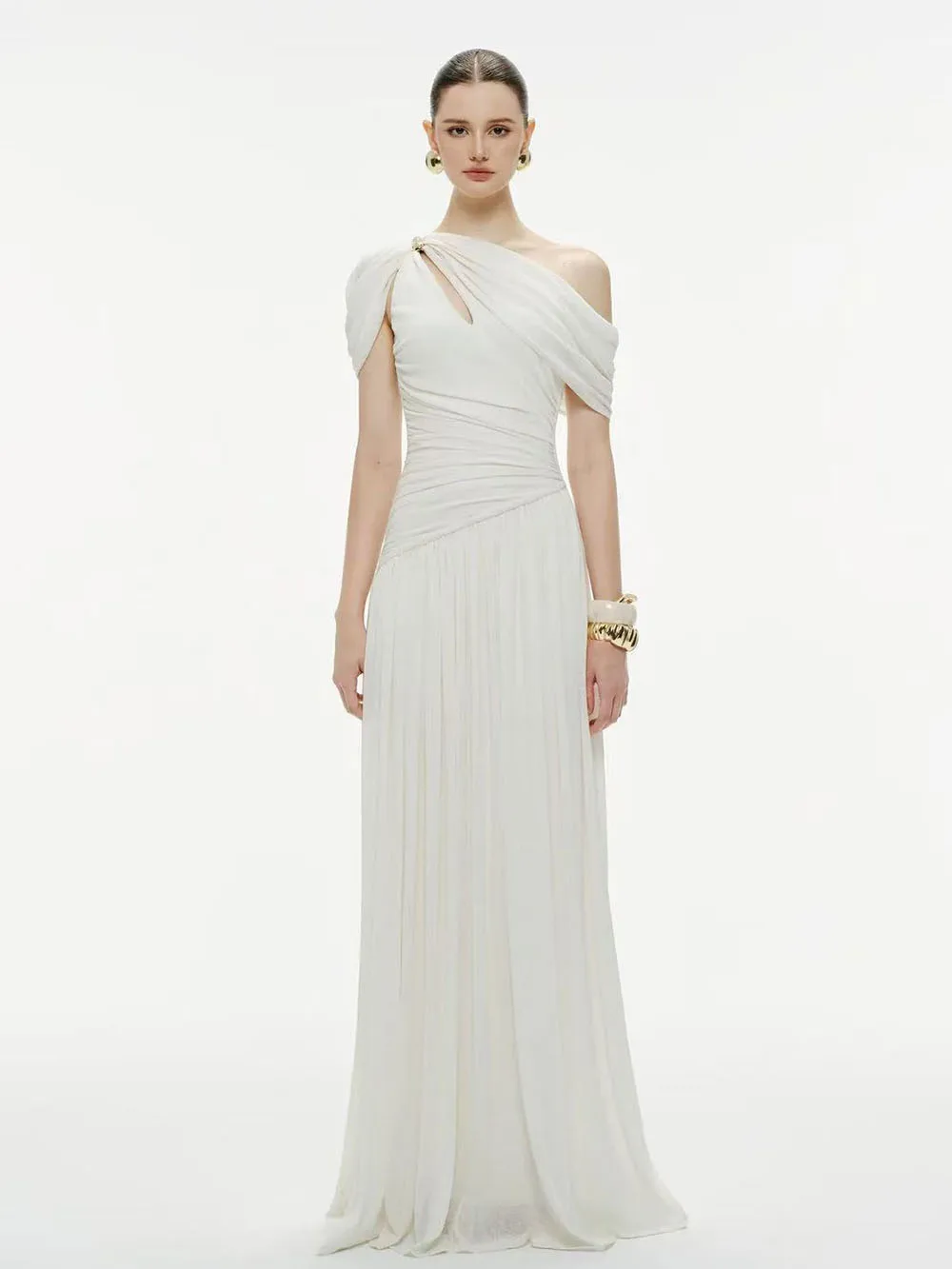 

2026 Новое весеннее стильное французское однотонное трикотажное длинное платье с открытыми плечами и талией для женщин