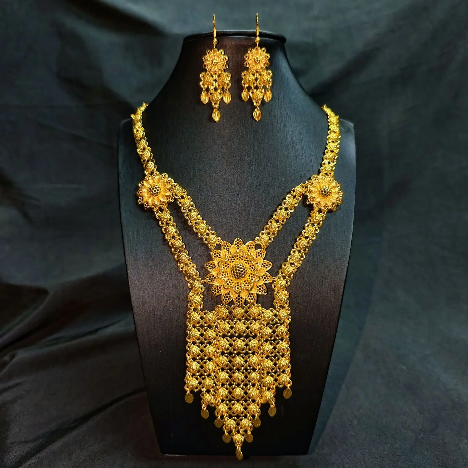 Dubai Fashion Women's 24K Gold Plated Necklace Earrings Exquisite Engagement Party Jewelry Set for Lovers DD11049
