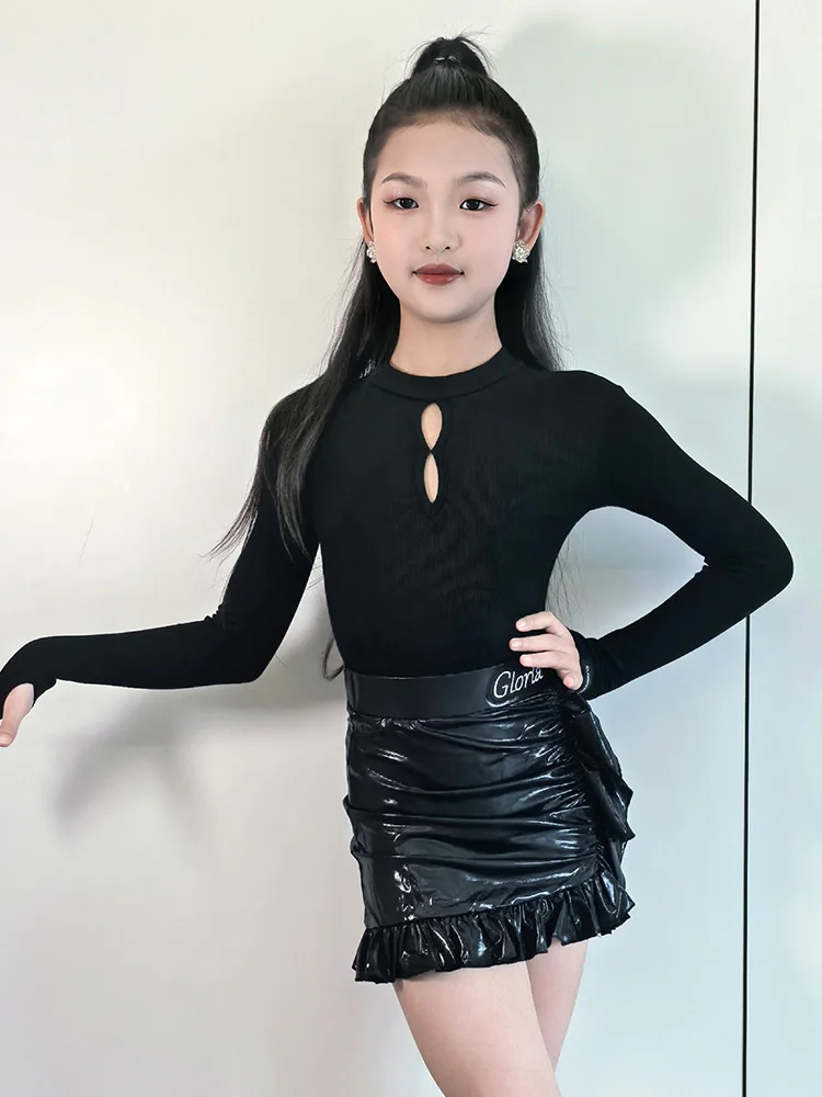 ชุดเต้นลาตินฤดูหนาวปี 2025 สำหรับเด็กผู้หญิง ชุดแสดงเต้นรำสีดำ แขนยาว ชุดฝึกซ้อมเต้นชาช่า รุ่น VDL4821