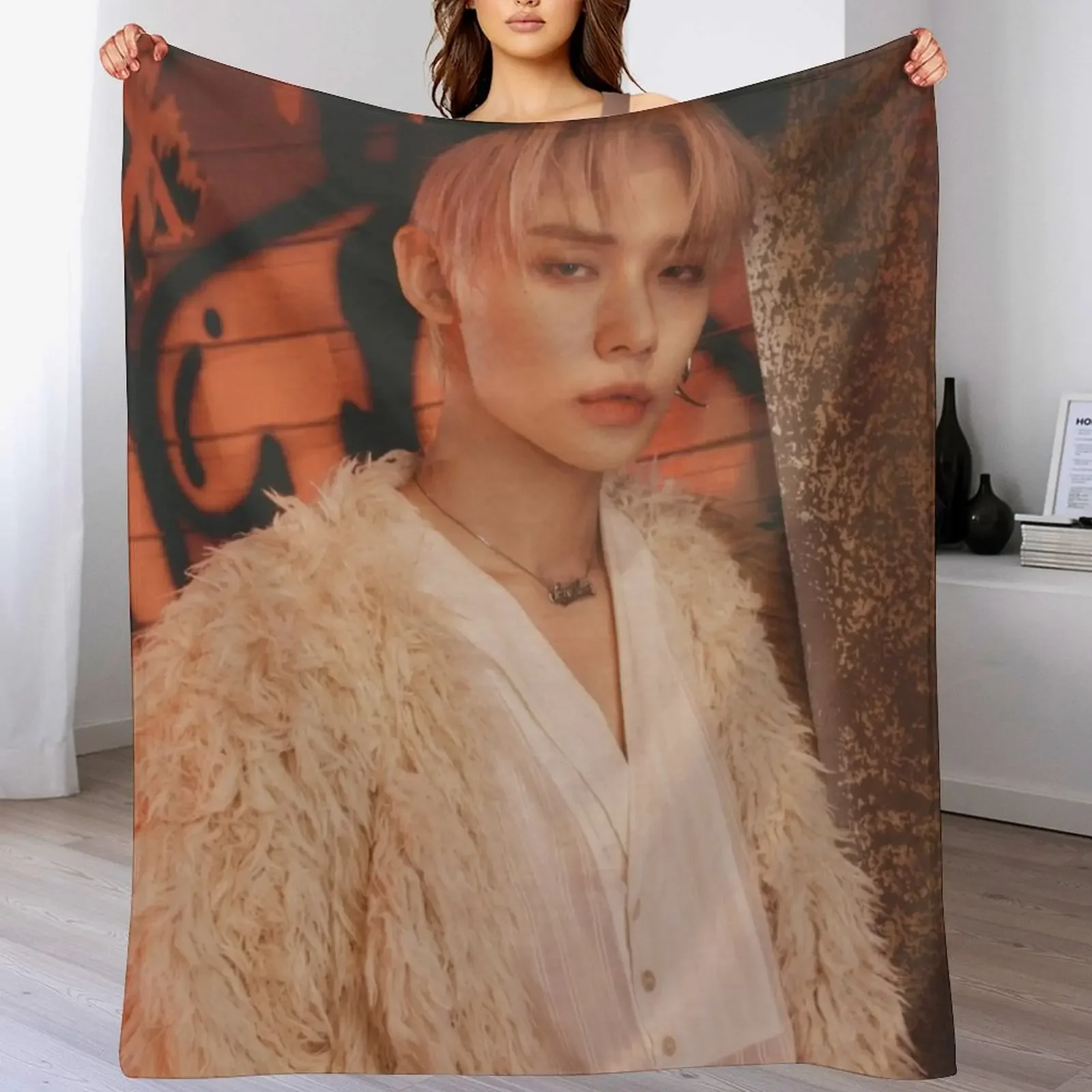 

yeonjun Throw Blanket For Decorative Sofa For Sofa Thin Beautifuls Travel Blankets
