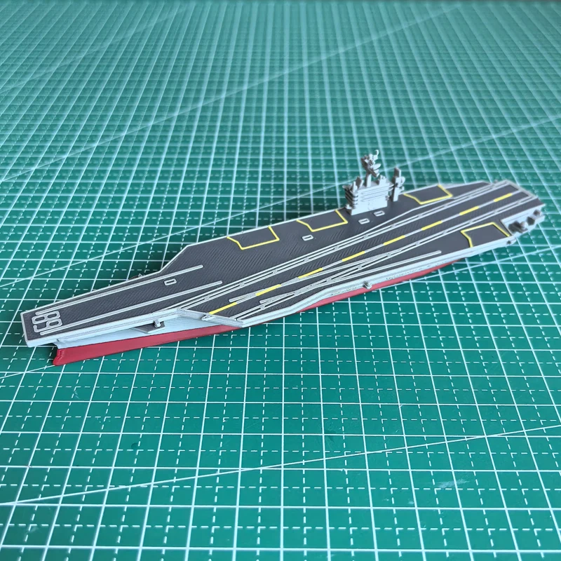 

1PCS 1/2000 Scale Nimitz-class CVN-68 Nuclear-Powered Aircraft Carriers Model Simulated Battleship Length 16cm for Diorama Scene
