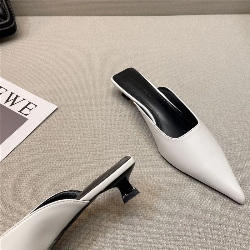 New Low Heel Slippers Close Toe Outdoor Mules Casual Pumps Street Style Woman Sandals Slip on Half Slippers Loafers image 6