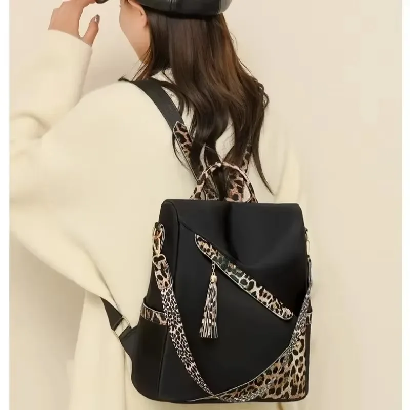 حقائب ظهر عصرية بسحاب مطبوعة على شكل الفهد من أكسفورد 2025 كاجوال بسعة كبيرة وبسيطة ومتعددة الاستخدامات حقائب مدرسية كلاسيكية للنساء جديدة