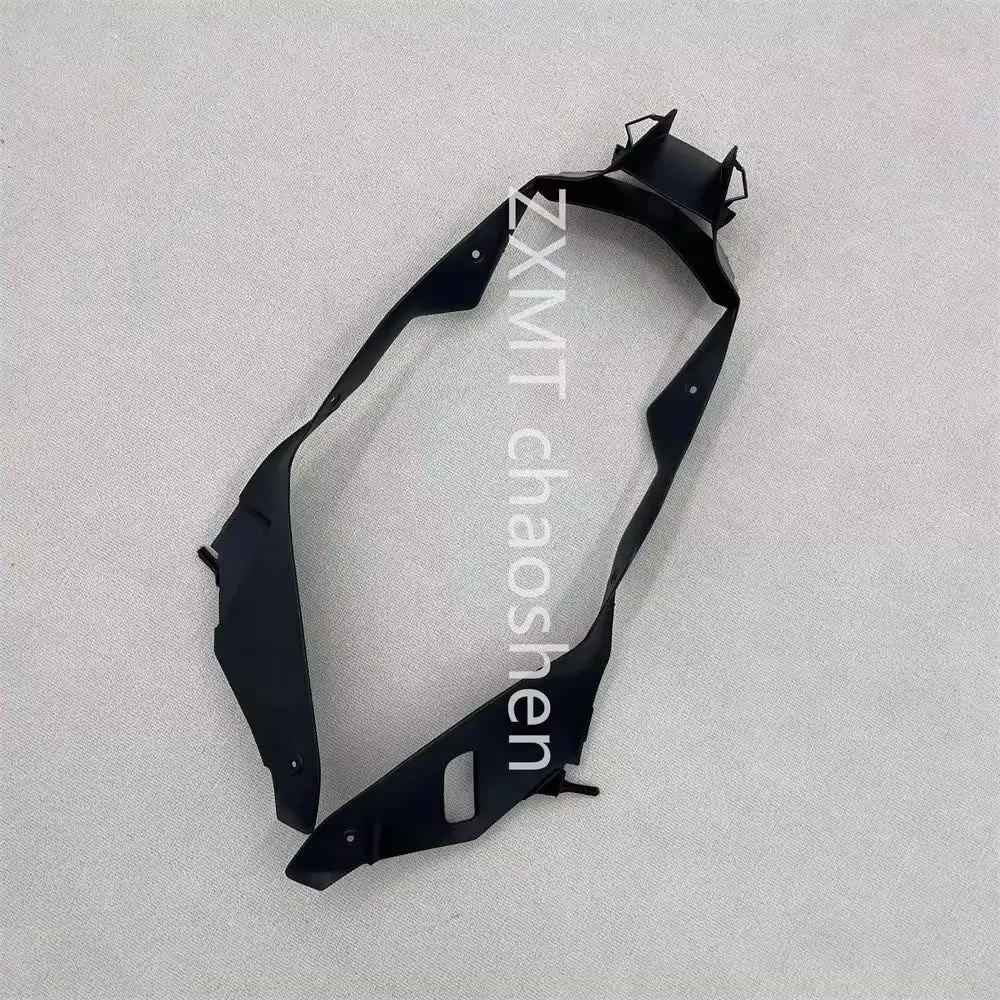 The ABS Motorcycle fairing is suitable for the S1000RR from 2009 to 2018 with a triangular mesh and triangular belly carbon.