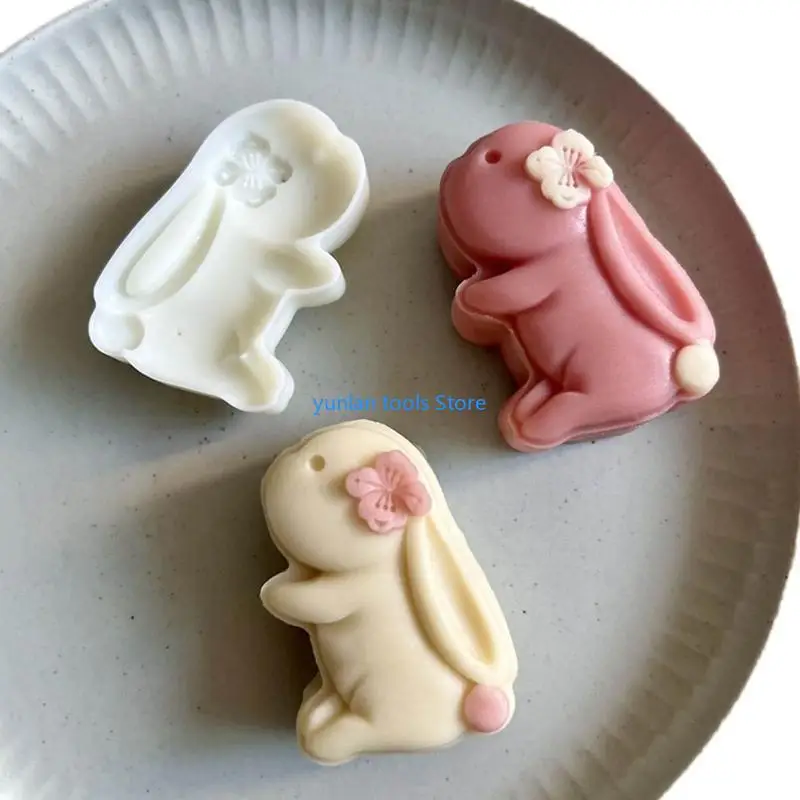 50LB 20g Rabbit Shaped Plastic Mooncake Moulds Mooncake Stamps DIY Baking Accessories