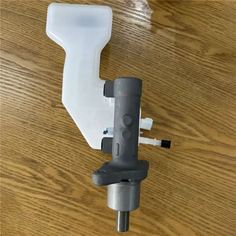 AEA7-BPYS-43-40ZC Car Brake Master Cylinder For Mazda 3 Star Gallop 2010-2015 BPYS-43-40ZA M630428 BPYS4340ZC