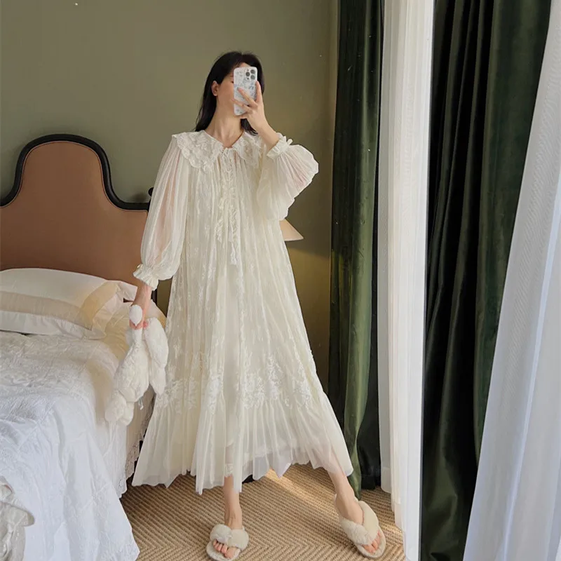 Vintage Luxury White Lace 2-Pics Women\'s Robe Sets Royal Roupas De Dormir Femininas Holiday Film Heroine Princess Sleepwear