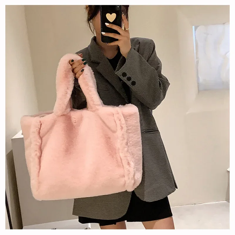 Winter Fashion Women's Furry Tote Handbags Large Capacity Commuter Ladies Faux Fur Shoulder Bag Soft Plush Female Crossbody Bags