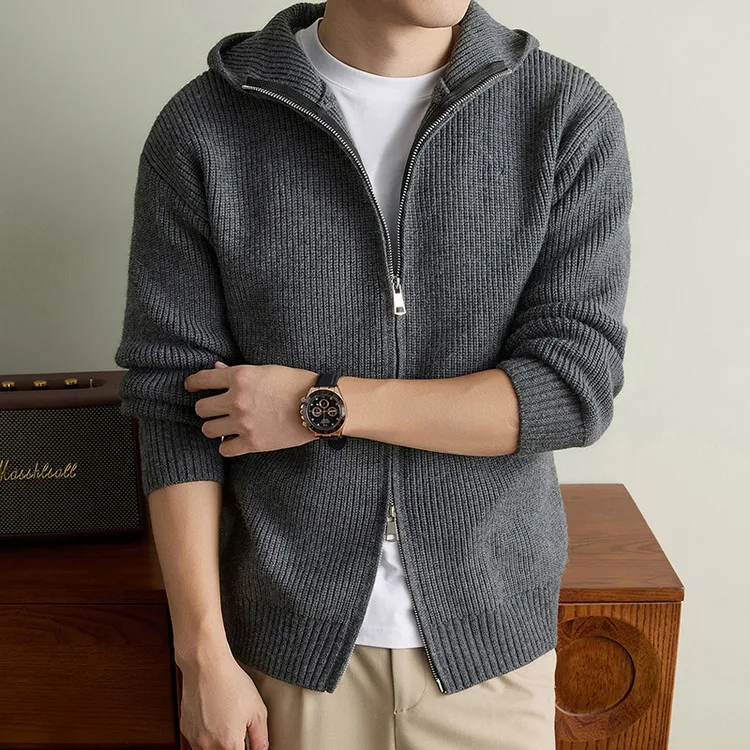 Herren-Strickjacke mit Kapuze und Reißverschluss, lässiger, locker geschnittener Pullover im Old-Money-Stil – Detail 18