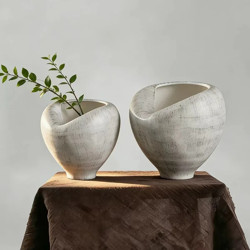 Wabi Sabi Ceramic Vase Distressed Hand Made Luxury Hotel Artistic Ornament Balcony Courtyard Living Room Decoration Crafts