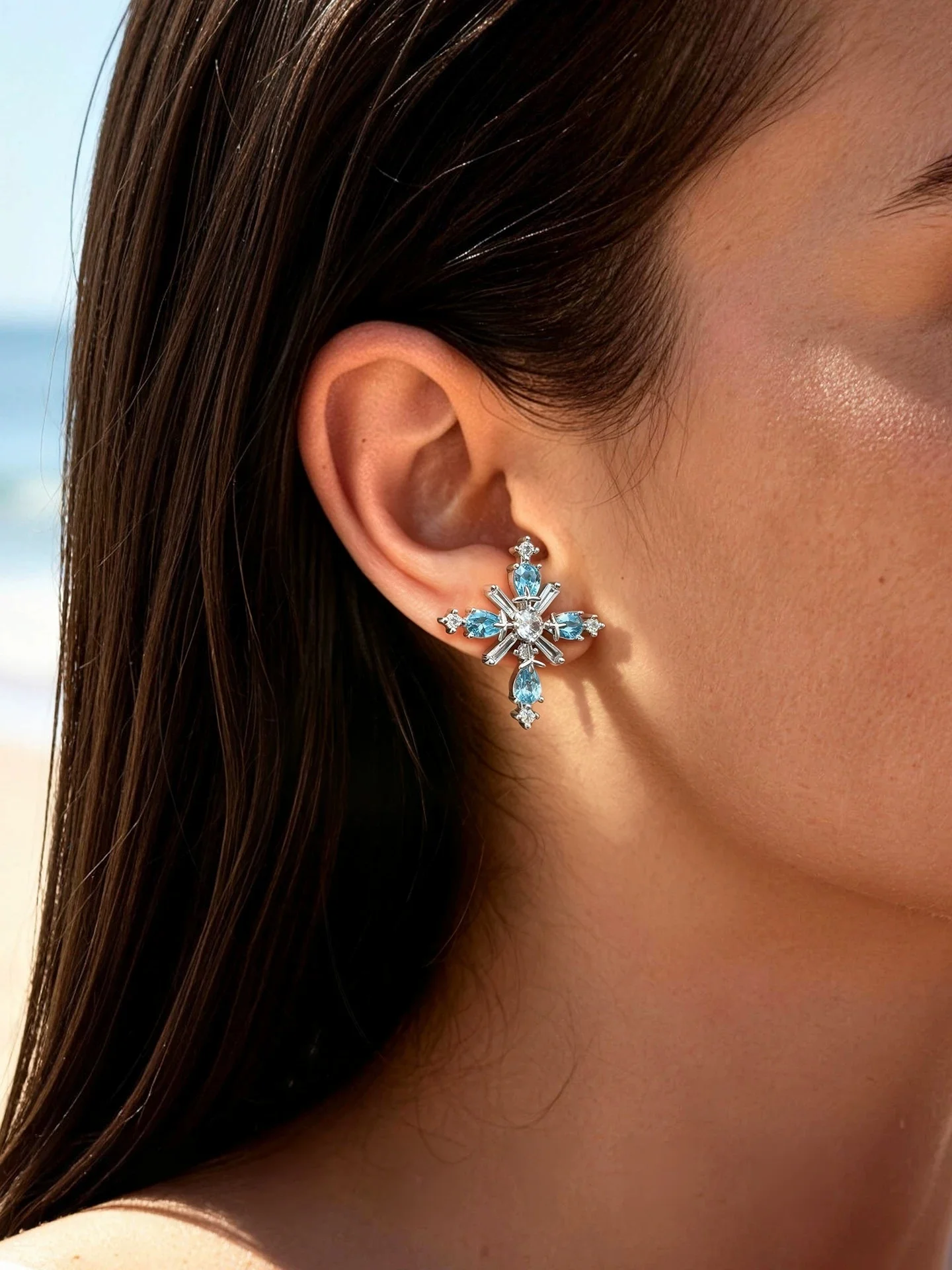 Daily Wear Versatile Shiny Ice‑Blue Cross Stud Earrings for Women Unique Snowflake Exquisite Light Luxury High‑grade Ear Jewelry