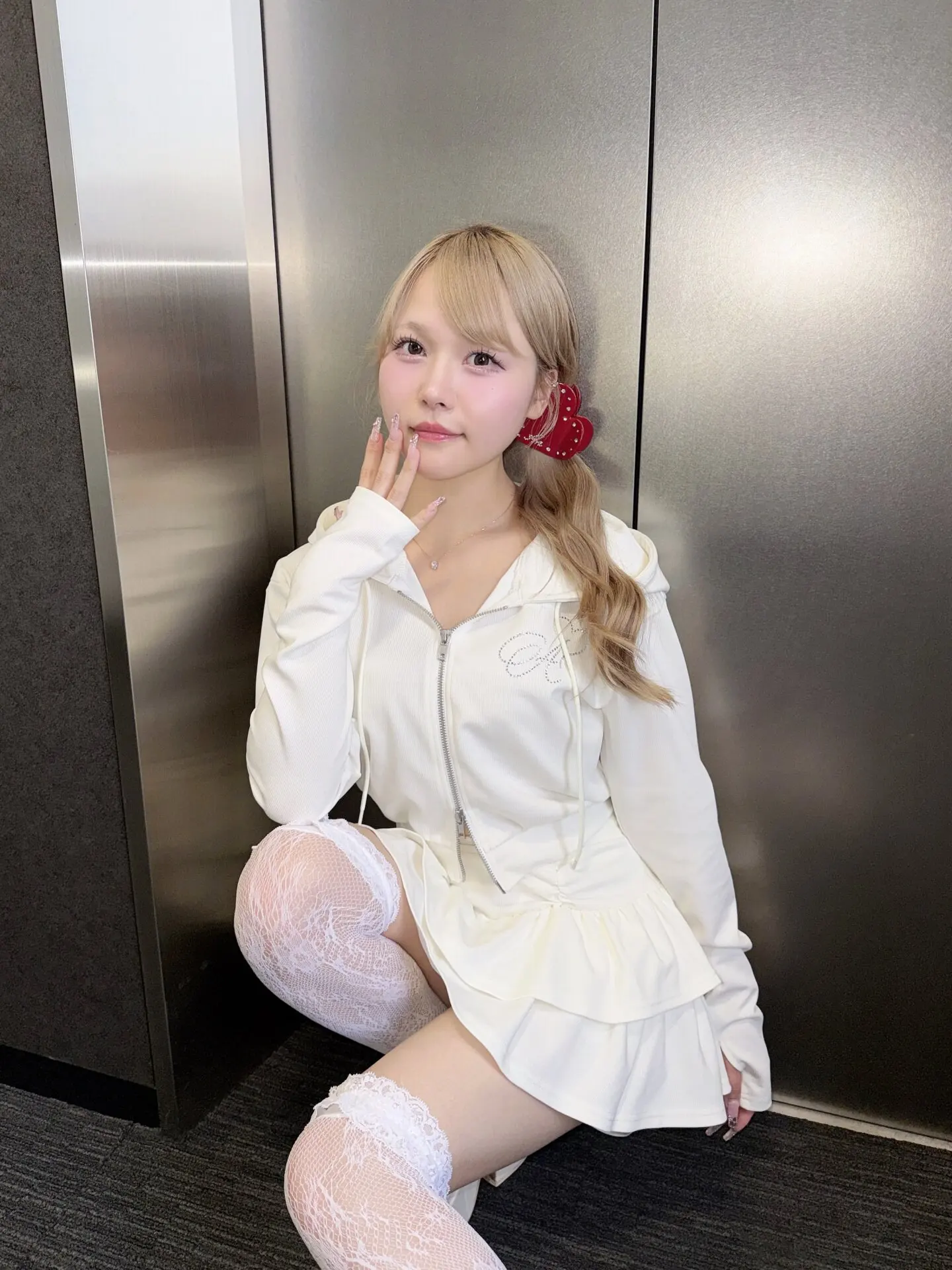 Japanese New Product Women's Sweet Cute Casual Outfits Comfortable Hoodies Sets Hot Diamond Hooded Cardigan+short Skirt Set