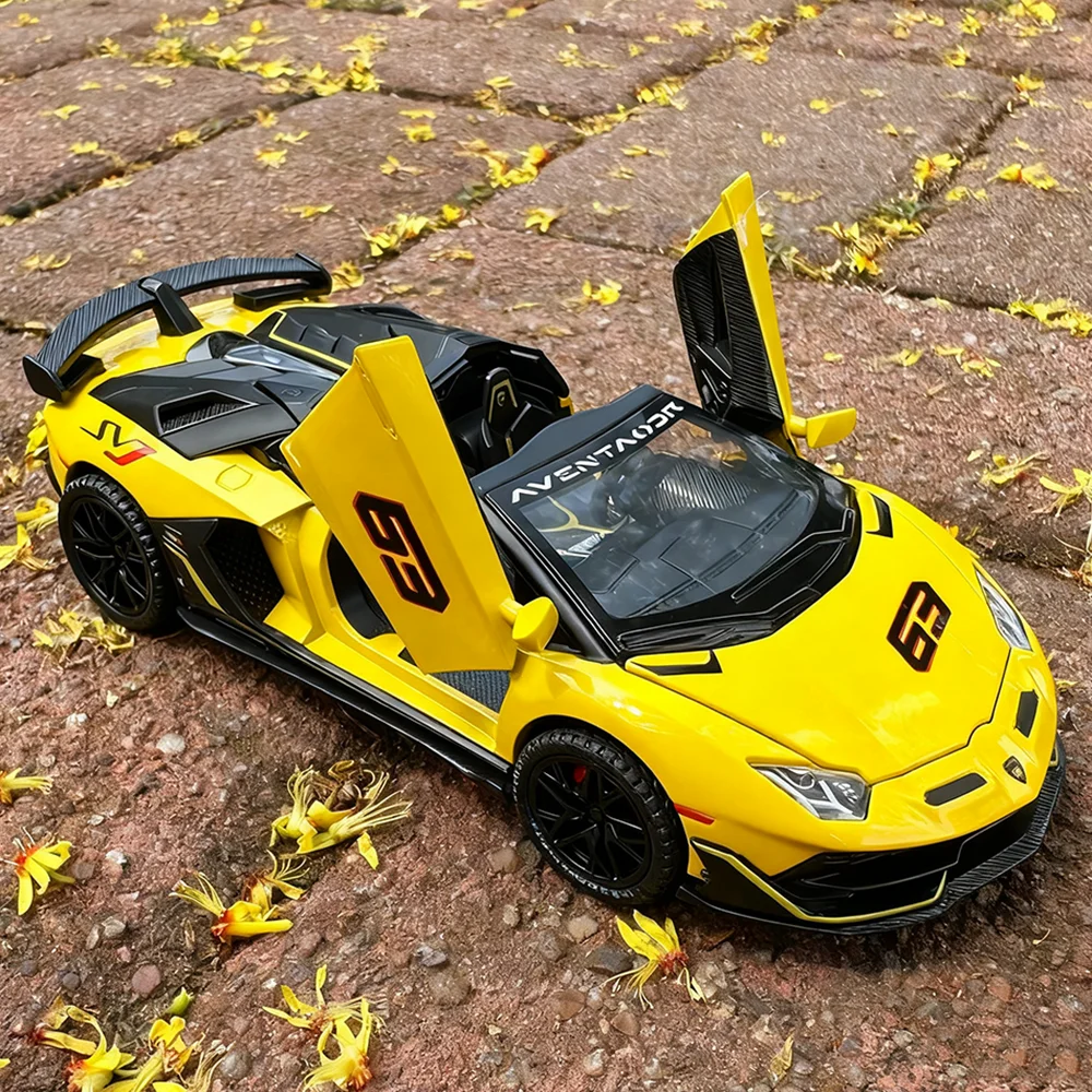 1:32 Schaal Lambor SVJ63 V12 GT Diecast Legering Auto Speelgoed Simulatie Model Lichte Muziek Deuren Geopend Miniatuur Voertuig Woondecoratie