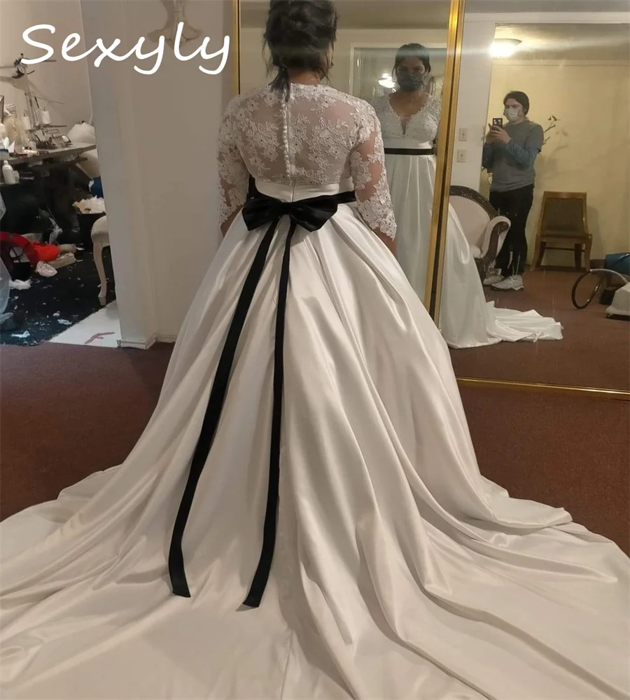 Fantasy Boho Wedding Dress With Black Bow Elegant A Line Satin Rustic Country Bridal Gowns Lace Sleeve Garden Bride Customized