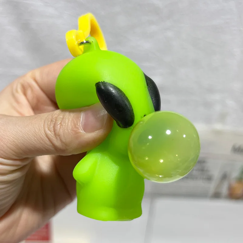 2Pcs Novelty Simulation Alien Squeeze Spit Bubble Toy Keychain Pendant Children's Decompression Toys Pinch Music Fidget Toys