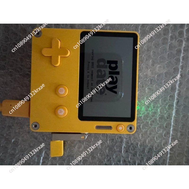 suitable for NEW 2.7-Inch Panic Playdate Retro Mini Hand-Cranked Creative New US Version Handheld Game Console With Games
