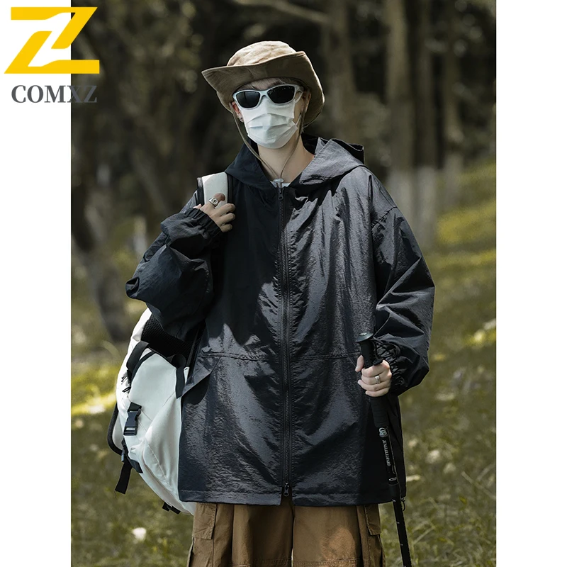 New Spring Thin Charge Jacket Lightweight Breathable Hooded Waterproof Quick Drying Jacket Casual Fashion Solid Color Men's Wear