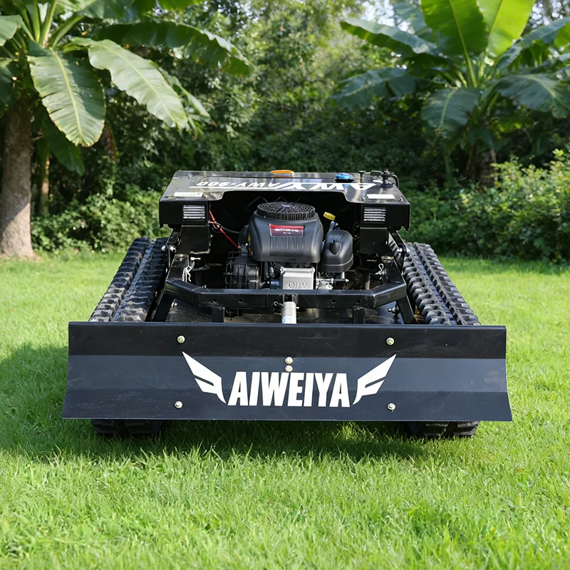 Customized Wetland park maintenance! Lawn mower manages lawns, protecting biodiversity