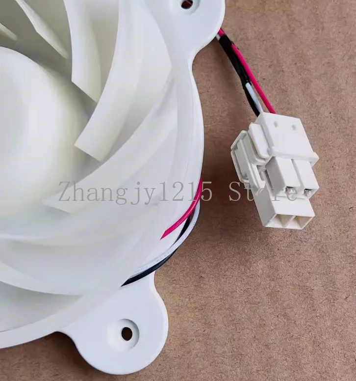 Fan Motor DA31-00287B 00334C-00305A 1870RPM 0.21A DC12V Cooling Fan For Samsung Refrigerator Spare Parts Replacement