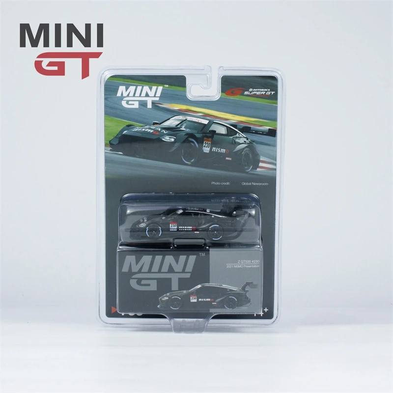 

MINI GT 1:64 Z GT500 #230 2021 NISMO Racing Diecast Model Car
