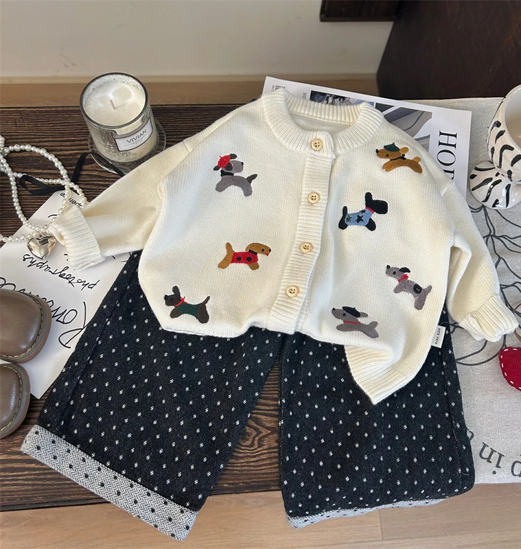 Girls Beige Cartoon Sweater Top Children 2024 New Autumn Collection Fashion Simple Casual Sweater Clothes Korean Simple Style image 5