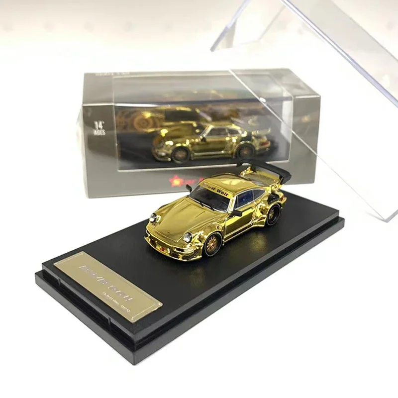 

Star Model 1:64 Model Car RWB964 GT Wing Alloy Die-Cast Vehicle -Chrome Gold