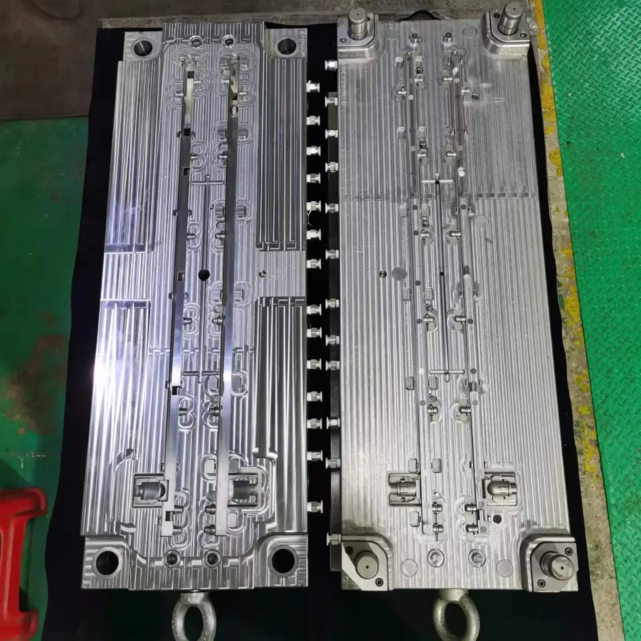 Custom Pe Pet Abs Pp Pc Pa66 Pvc Plastic Injection Molding Parts Plastic Injection Mold Plastic Injection Mould