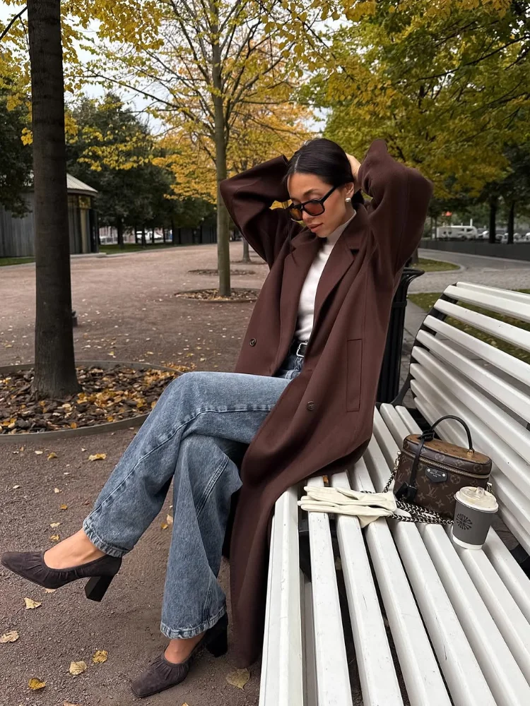 Cappotto lungo di lana lungo con risvolto solido casual Cappotto monopetto a maniche lunghe con scollo a V Cappotto caldo da donna allentato 2025 Cappotto da strada invernale