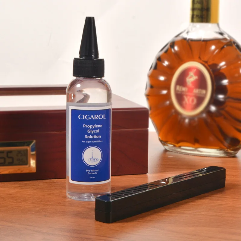 

Cigar Humidor Solution Humidifier Liquid 100ml Maintain Fluid Tobacco Moisturizing Sheet Cigar Humidor Accessories